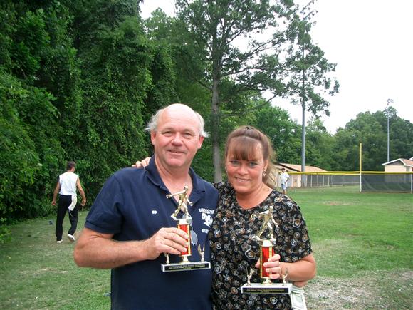 Horseshoes 3rd Place: Ed & Twyla